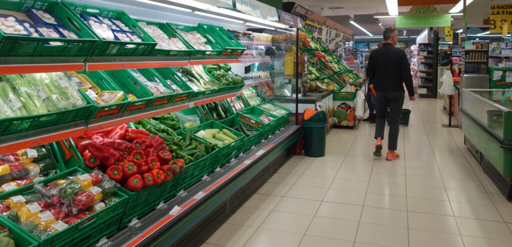 Prezzi: Confesercenti, aumento contenuto ma pericolo non sventato. Consumi a rischio