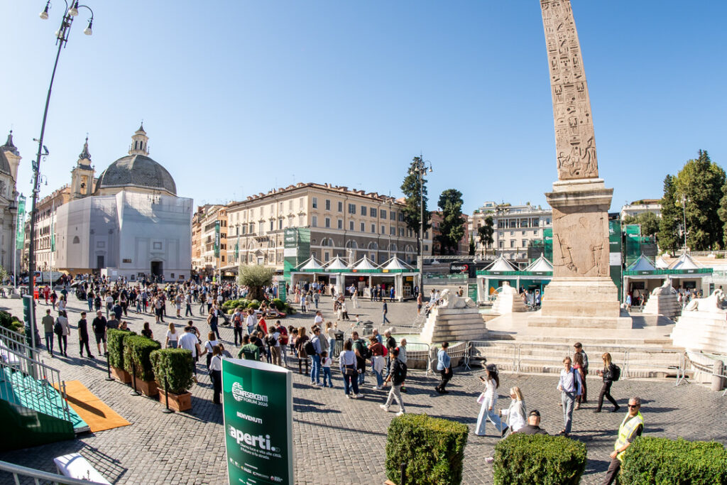 Confesercenti: il bilancio del forum “Aperti”. Sei giorni in piazza per il futuro delle città